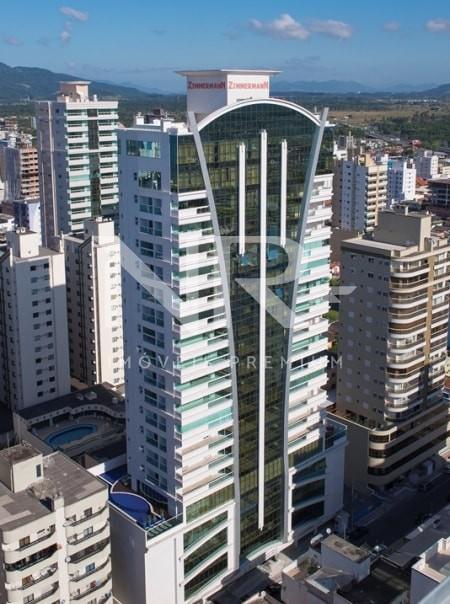 Apartamento Meia Praia Itapema — foto 1